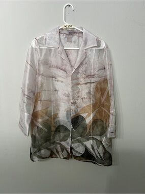 Women’s Chico’s Sheer Metallic Button Front Blouse Size 0